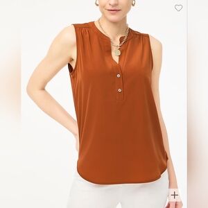 NWT Sleeveless V-neck popover top Size Large in Redwood Branch by J.Crew